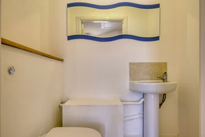 Separate WC- click for photo gallery